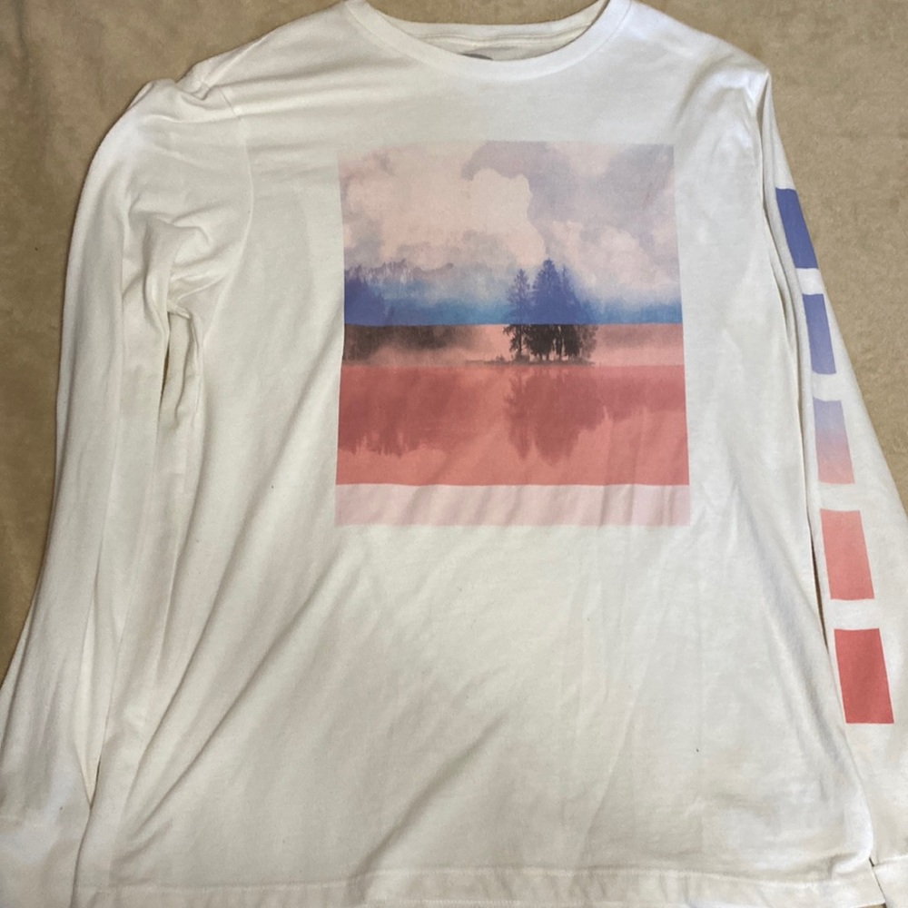 Old Navy Graphic Tee (Mens Medium)